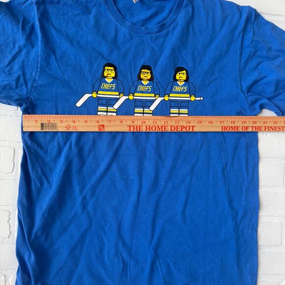 Chiefs Hockey Lego Version from Hanson Brothers Slap Shot Movie Blue Tshirt sz L - Picture 4 of 6